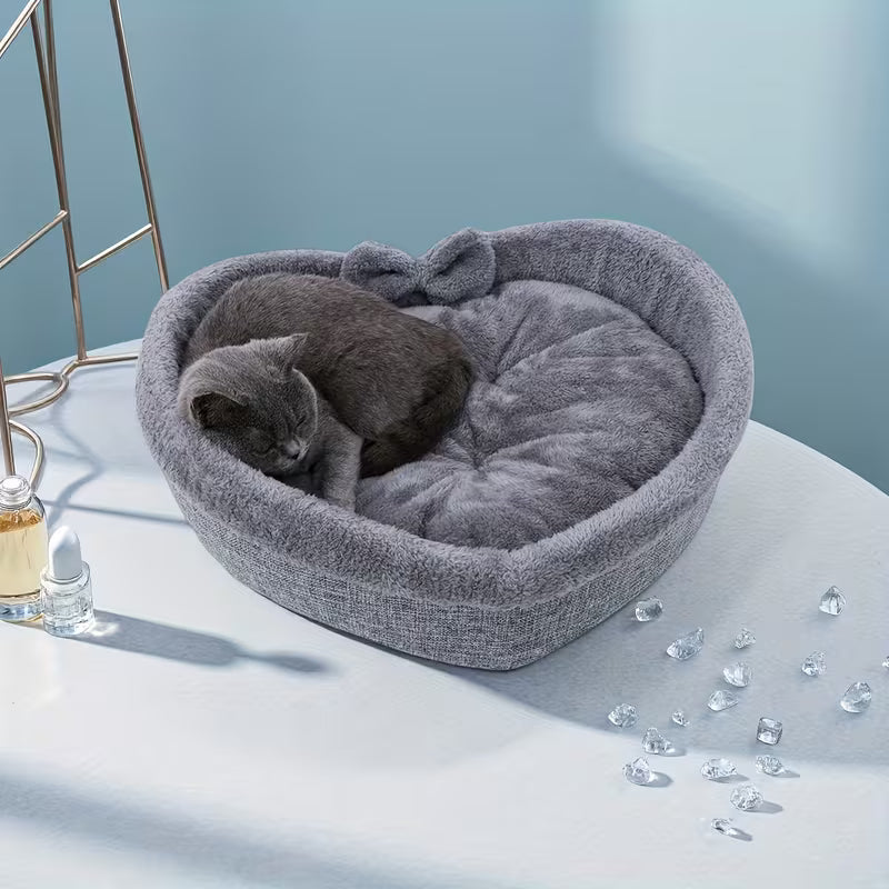 Love-Shaped Cat Bed – Cozy & Comfortable Cat Nest